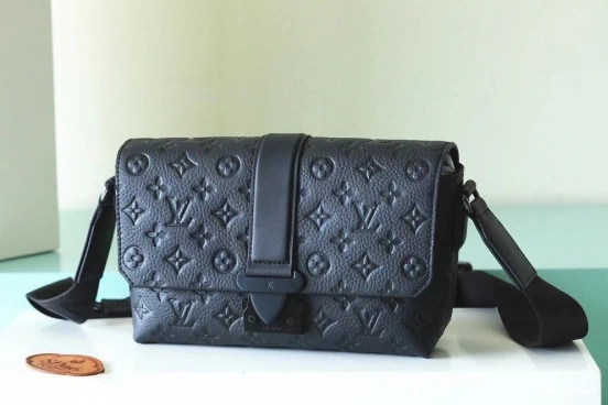 Cheap LOUIS S-Cape Messenger VUITTON 0812